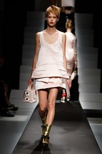 プラダ(PRADA) 2013年春夏ウィメンズコレクション - 現代女性の感情を細やかに描き出して｜写真37
