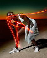 アディダス×ファレル・ウィリアムスのコラボスニーカー新色、オールグレーやホワイトなど｜写真16