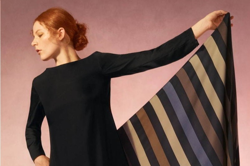 ハナ タジマ フォー ユニクロ 19年秋冬新作、優雅な「シルクブレンド」ドレスやブラウス