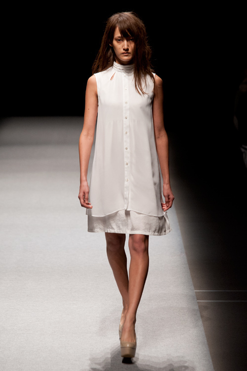 ティート(tiit) 2013年春夏コレクション - キャリア女性の強くも脆いアンバランスなこころ コピー
