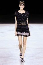 ノゾミ イシグロ タンバリン 2013年春夏コレクション - 伝説的ロックバンドからインスパイア｜写真1