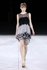 ノゾミ イシグロ タンバリン 2013年春夏コレクション - 伝説的ロックバンドからインスパイア｜写真2