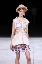 ノゾミ イシグロ タンバリン 2013年春夏コレクション - 伝説的ロックバンドからインスパイア｜写真33