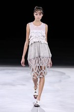 ノゾミ イシグロ タンバリン 2013年春夏コレクション - 伝説的ロックバンドからインスパイア｜写真38