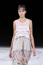 ノゾミ イシグロ タンバリン 2013年春夏コレクション - 伝説的ロックバンドからインスパイア｜写真39