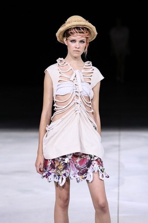 ノゾミ イシグロ タンバリン 2013年春夏コレクション - 伝説的ロックバンドからインスパイア|写真33