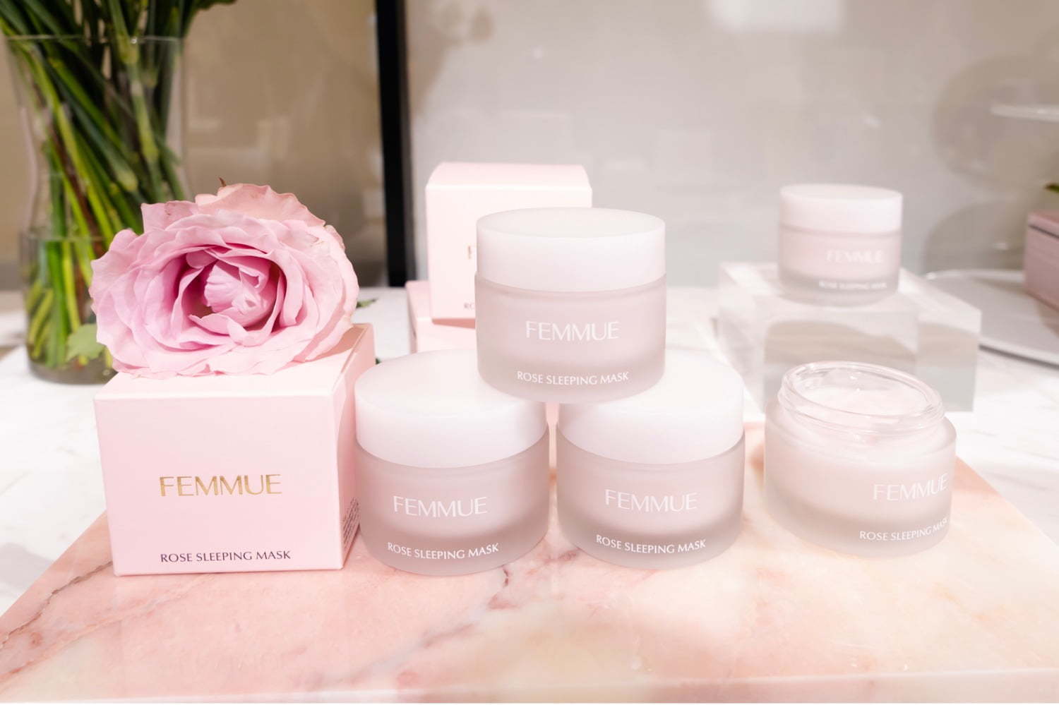 コスメキッチン｜自然派コスメ「ファミュ」ダマスクローズのスリーピングマスク発売、一晩でプルンと潤う素肌に