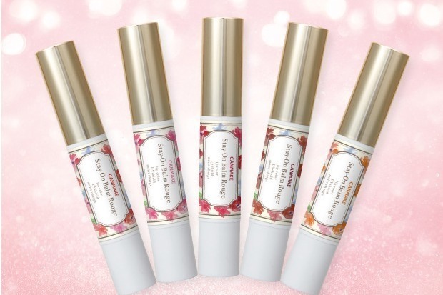 キャンメイク“透明感チーク”リニューアルしてツヤ感UP、新色は上品ピンクべージュ