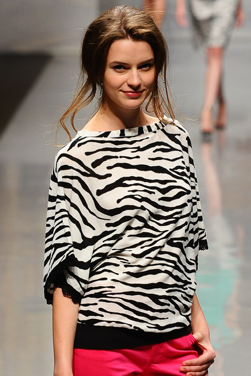 ユキ トリヰ インターナショナル 2013年春夏<span>コレクション</span> - 写真49