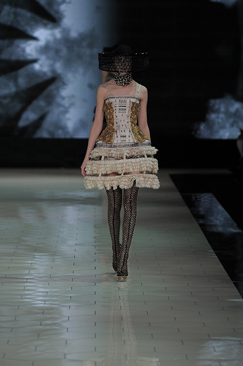 アレキサンダー・マックイーン(Alexander McQueen) 2013年春夏ウィメンズコレクション  - 写真15