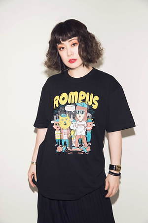 美品 キャンディストリッパー ROMPUS パーカー ゆったりサイズ