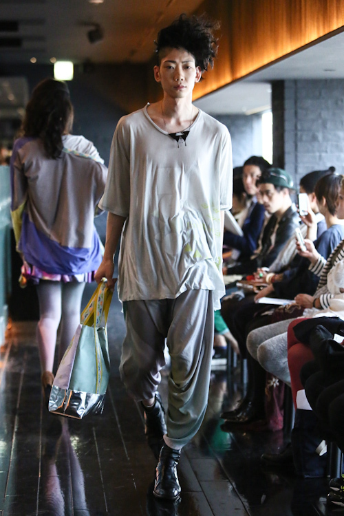 エトヴァス ボネゲ 2013年春夏<span>コレクション</span> - 写真17