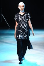 インプロセス 2013年春夏コレクション - 古い社会のストレスからの解放｜写真5