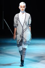 インプロセス 2013年春夏コレクション - 古い社会のストレスからの解放｜写真15