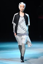 インプロセス 2013年春夏コレクション - 古い社会のストレスからの解放｜写真16