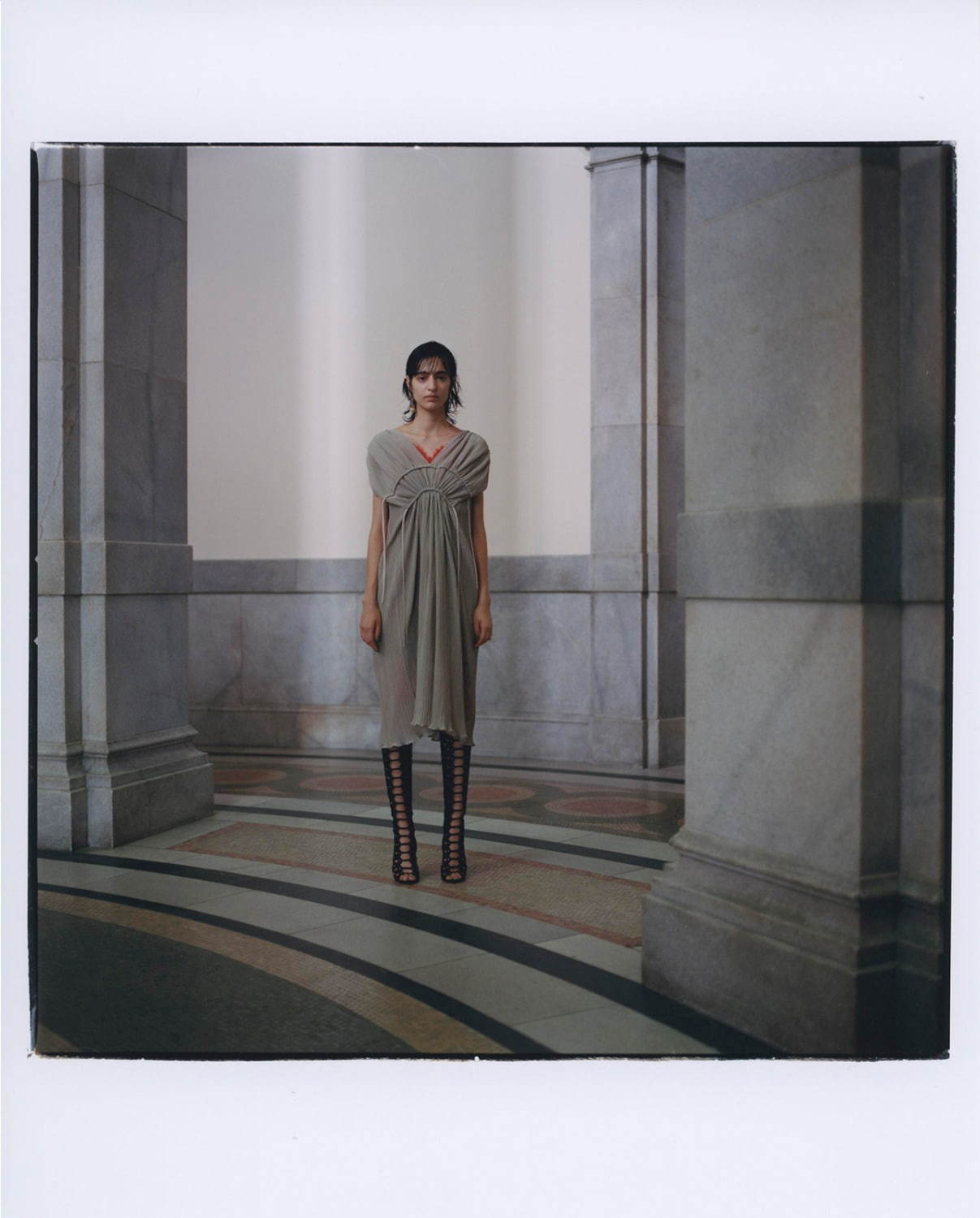 アカネ ウツノミヤ 2020年リゾート｜ ワンピース