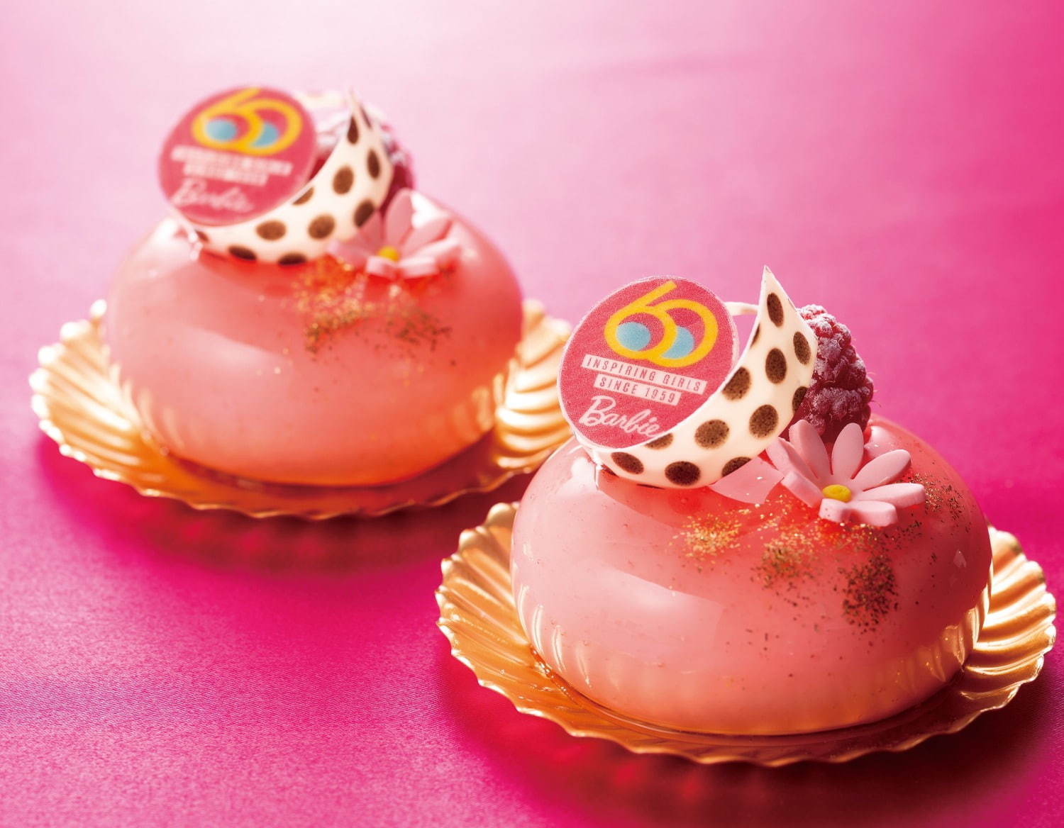 帝国ホテル 東京 バービー 可憐なピンク色 アフタヌーンティー ケーキ デビュー60周年記念展示も ファッションプレス