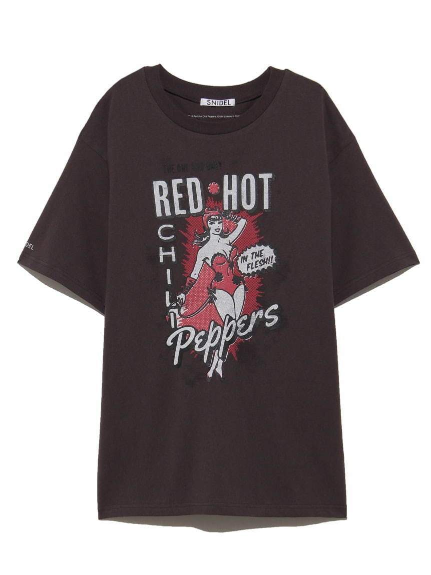 レッドホットチリペッパーズ Tシャツ＆タオル スナイデル「レッド・ホット・チリ・ペッパーズ」のロゴを配した