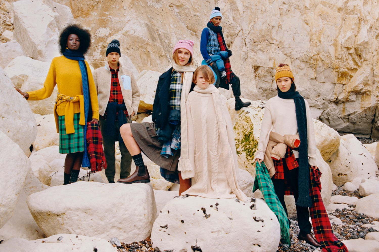 2019-20年秋冬コレクション｜ユニクロ×ジェイ ダブリュー アンダーソン 2019秋冬レディース、タータンシャツやニットなど