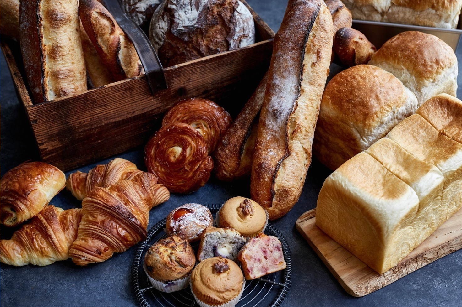 チーズティー｜ベイクルーズのブーランジェリー「ブール アンジュ」JR京都駅に、中村藤吉本店の抹茶入りクロワッサン