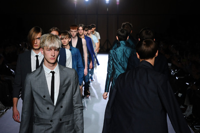 アトウ 2013年春夏 メンズ コレクション