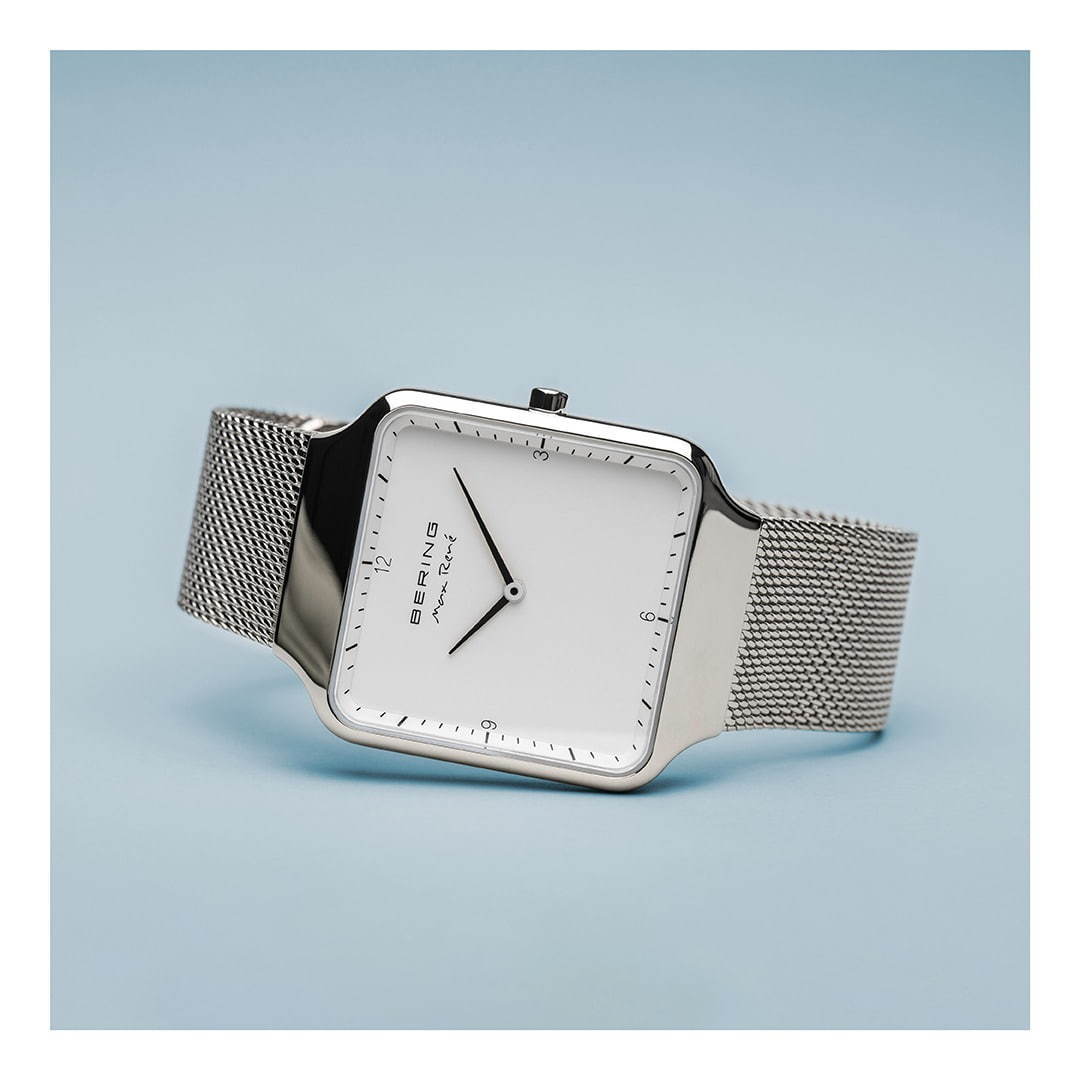 ベーリング×マックス・レネ“スクエア型”新作ウォッチ、スライドでストラップ交換できる腕時計｜写真4