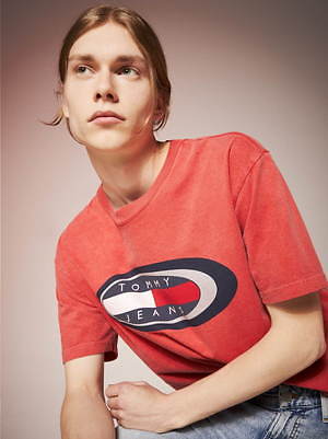 トミー ジーンズ、90年代スターロゴを現代に再解釈したTシャツ 