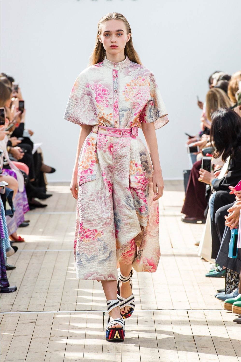 レオナール 2019年春夏<span>コレクション</span> - 写真12