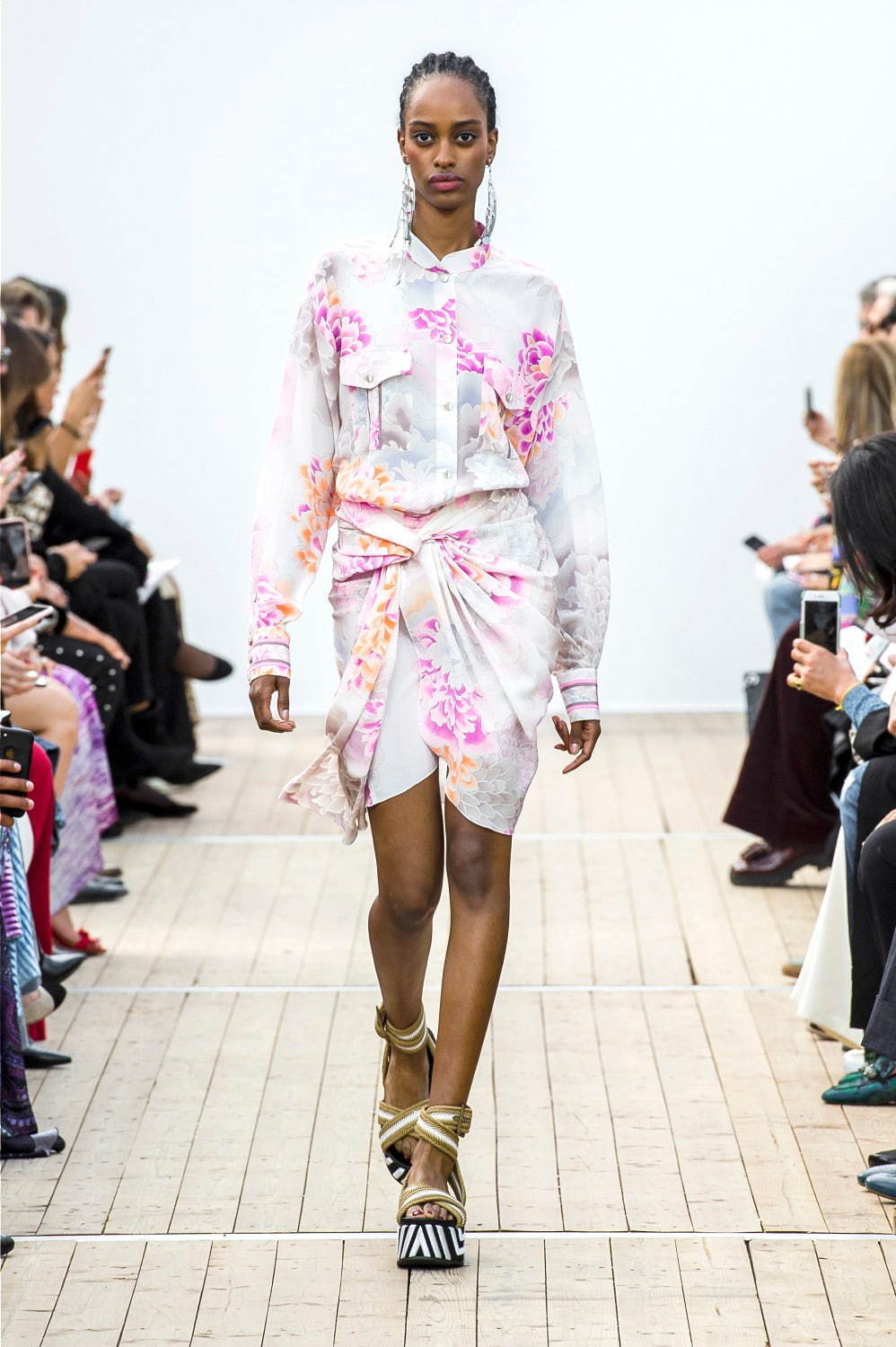 レオナール 2019年春夏<span>コレクション</span> - 写真15