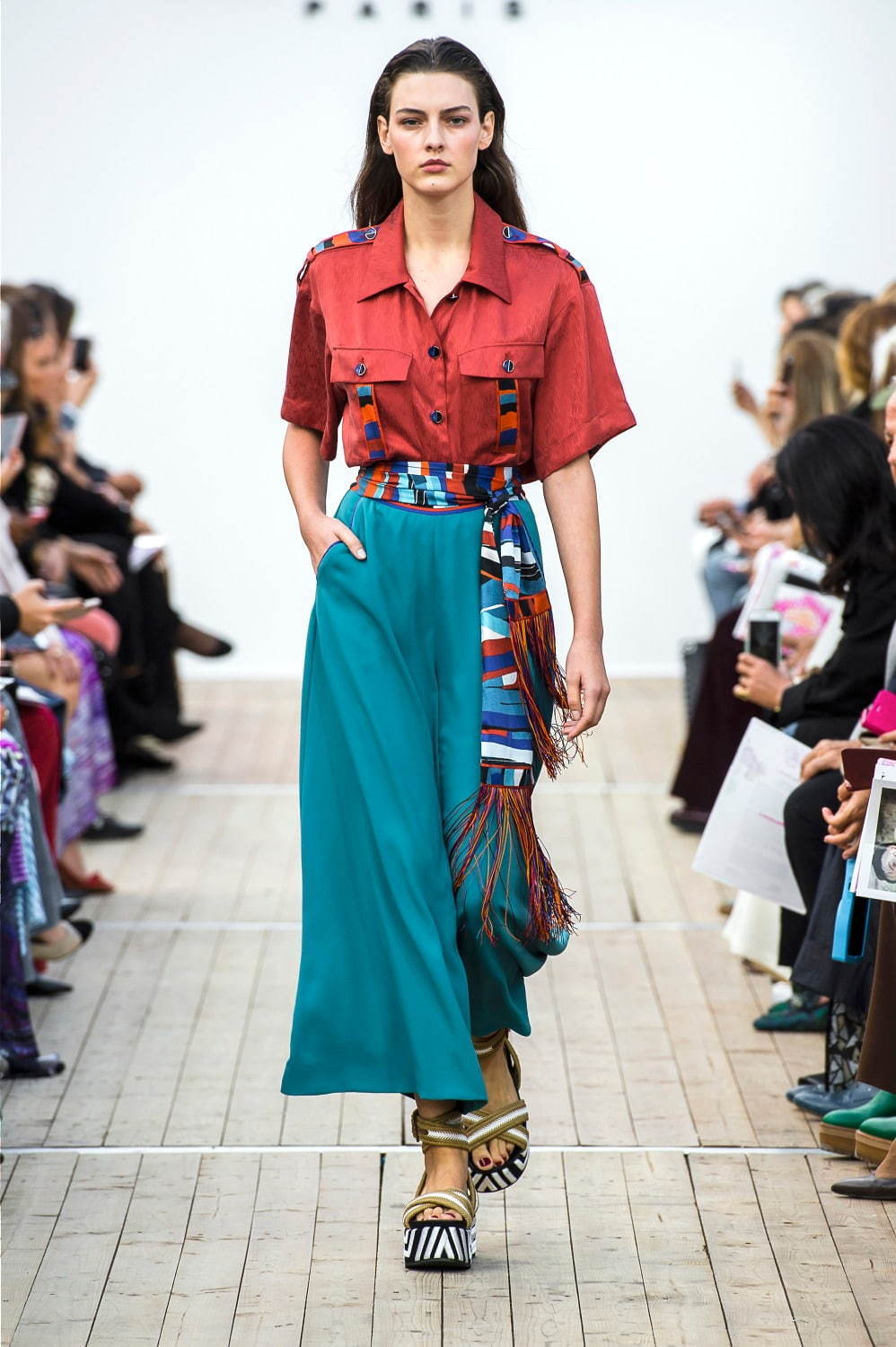 レオナール 2019年春夏<span>コレクション</span> - 写真23