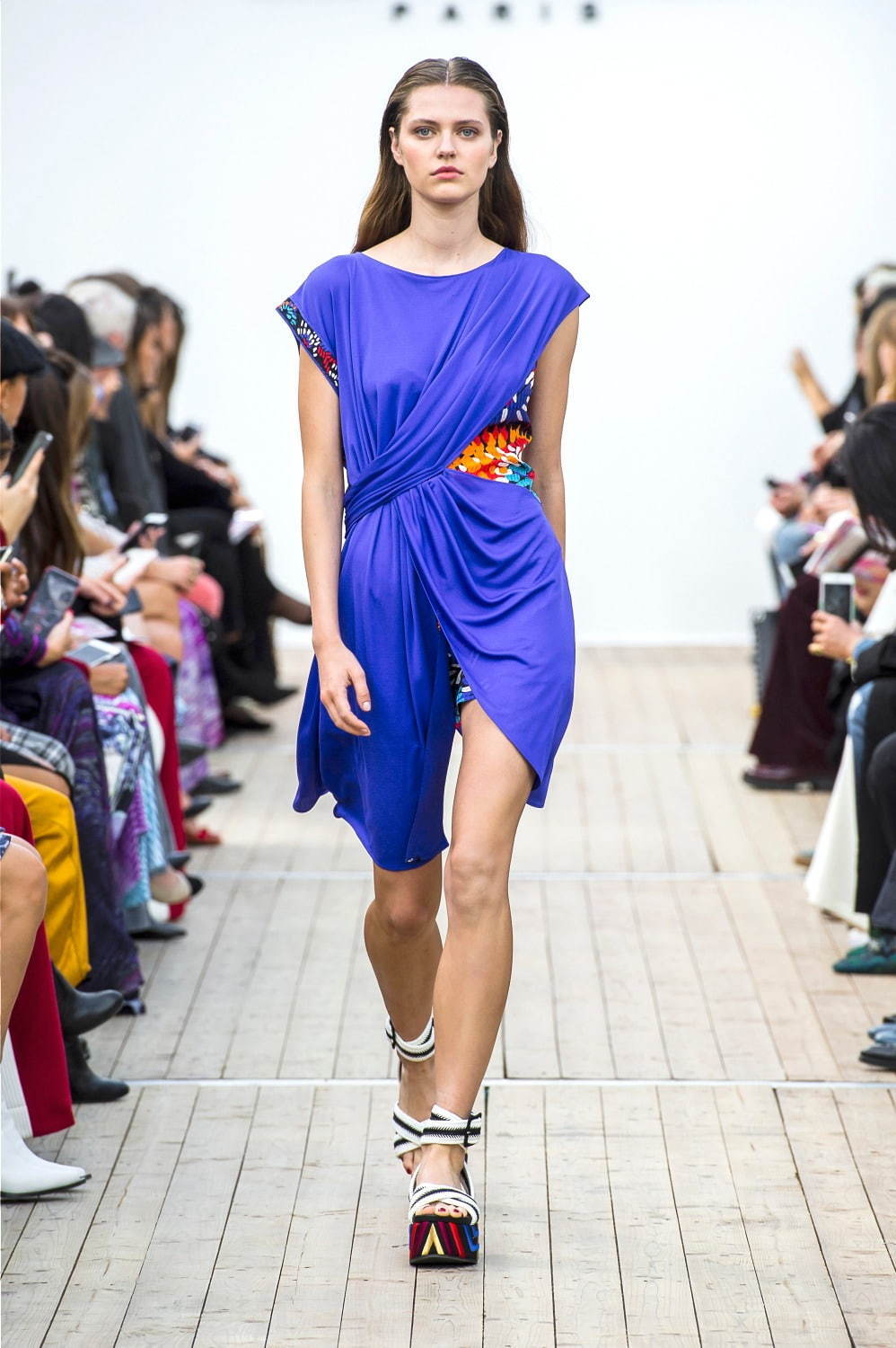 レオナール 2019年春夏<span>コレクション</span> - 写真31