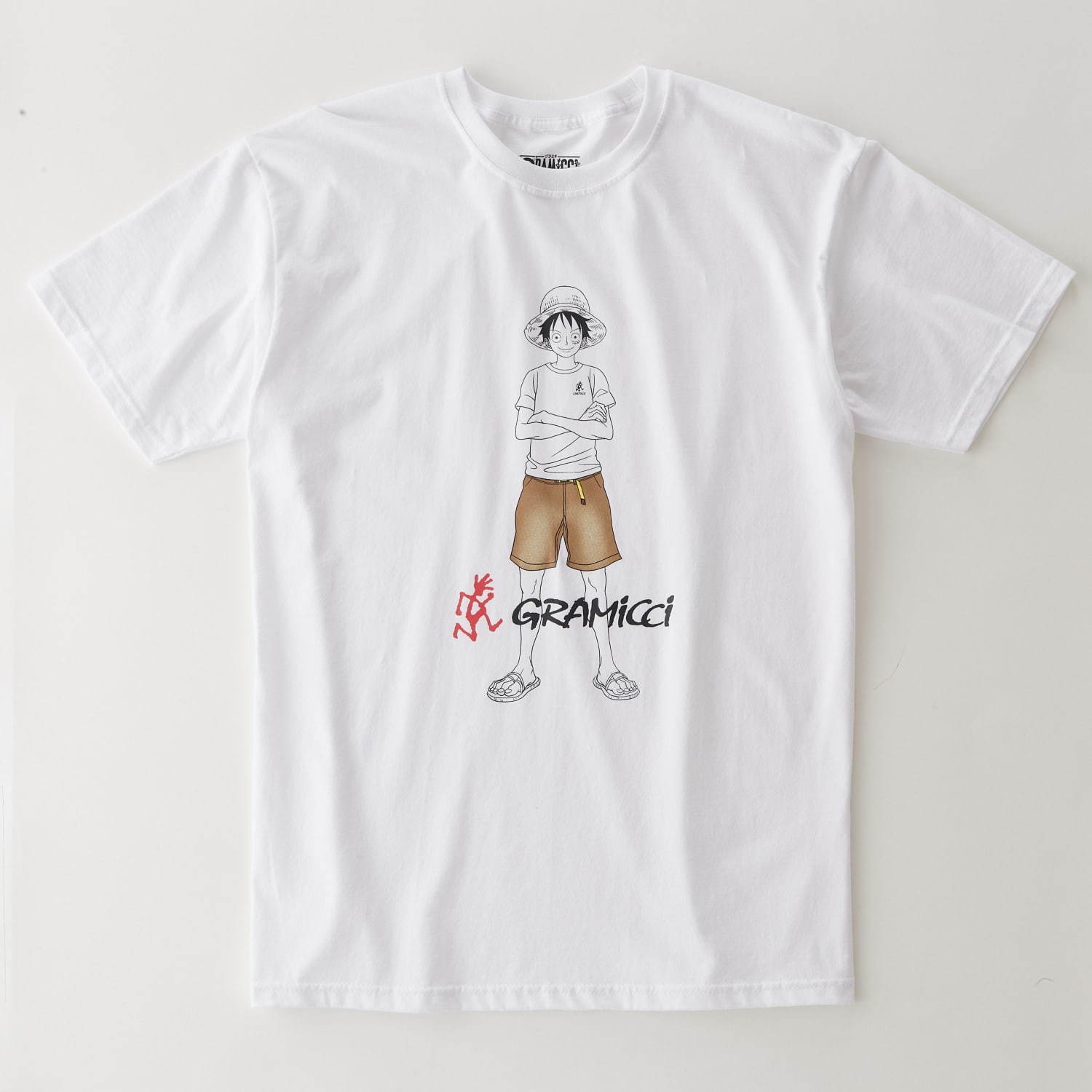〈グラミチ〉「ワンピース」“ルフィ”とロゴを配したTシャツ