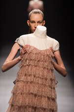 モトナリオノ 2013年春夏コレクション - 内側の仕立てのよさをデザインの表面に｜写真6