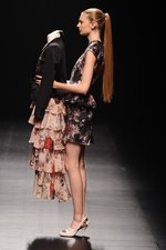 モトナリオノ 2013年春夏コレクション - 内側の仕立てのよさをデザインの表面に｜写真12