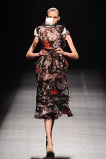 モトナリオノ 2013年春夏コレクション - 内側の仕立てのよさをデザインの表面に｜写真16