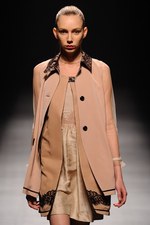 モトナリオノ 2013年春夏コレクション - 内側の仕立てのよさをデザインの表面に｜写真52