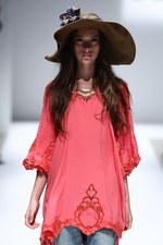 ディセイブ 2013年春夏コレクション - フェミニンかつエレガントな洗練されたリゾートスタイル｜写真48