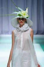 ユキコ ハナイ 2013年春夏コレクション - 美の象徴としてのサンクチュアリー｜写真2