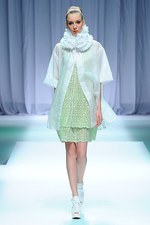 ユキコ ハナイ 2013年春夏コレクション - 美の象徴としてのサンクチュアリー｜写真4