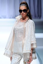 ユキコ ハナイ 2013年春夏コレクション - 美の象徴としてのサンクチュアリー｜写真15