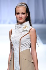 ユキコ ハナイ 2013年春夏コレクション - 美の象徴としてのサンクチュアリー｜写真17