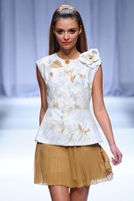 ユキコ ハナイ 2013年春夏コレクション - 美の象徴としてのサンクチュアリー｜写真20