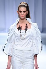 ユキコ ハナイ 2013年春夏コレクション - 美の象徴としてのサンクチュアリー｜写真23