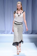 ユキコ ハナイ 2013年春夏コレクション - 美の象徴としてのサンクチュアリー｜写真26