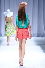 ユキコ ハナイ 2013年春夏コレクション - 美の象徴としてのサンクチュアリー｜写真71