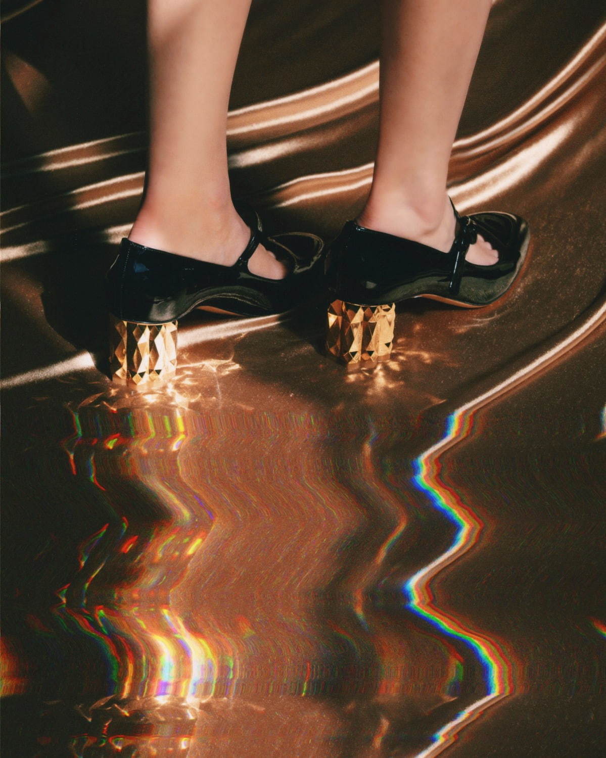 フェラガモ(Ferragamo) Refracted｜写真4