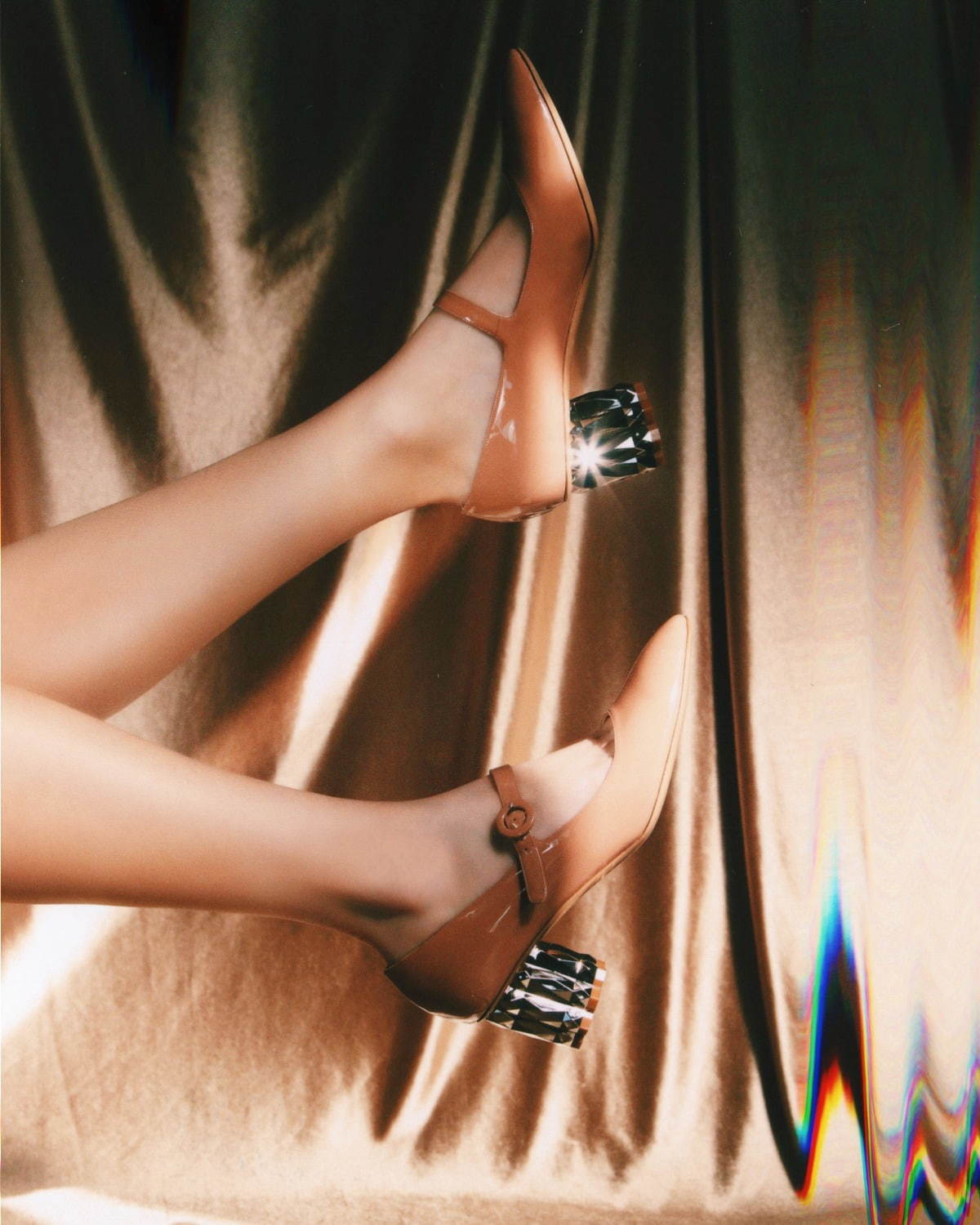 フェラガモ(Ferragamo) Refracted｜写真5