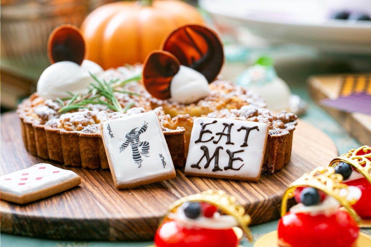 不思議の国のアリス」のハロウィンスイーツブッフェ