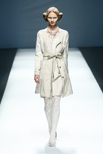 ソマルタ(SOMARTA) 2013年春夏コレクション - 植物の神秘に、西洋と東洋の美を重ねて｜写真1