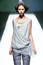 ソマルタ(SOMARTA) 2013年春夏コレクション - 植物の神秘に、西洋と東洋の美を重ねて｜写真40